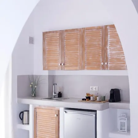 Naxos Sandastic