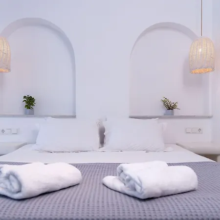 Konukevi Naxos Sandastic