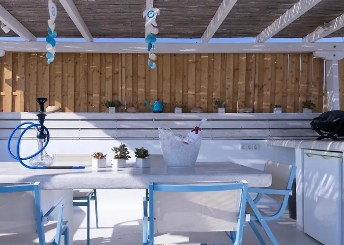 Konukevi Naxos Sandastic 3*